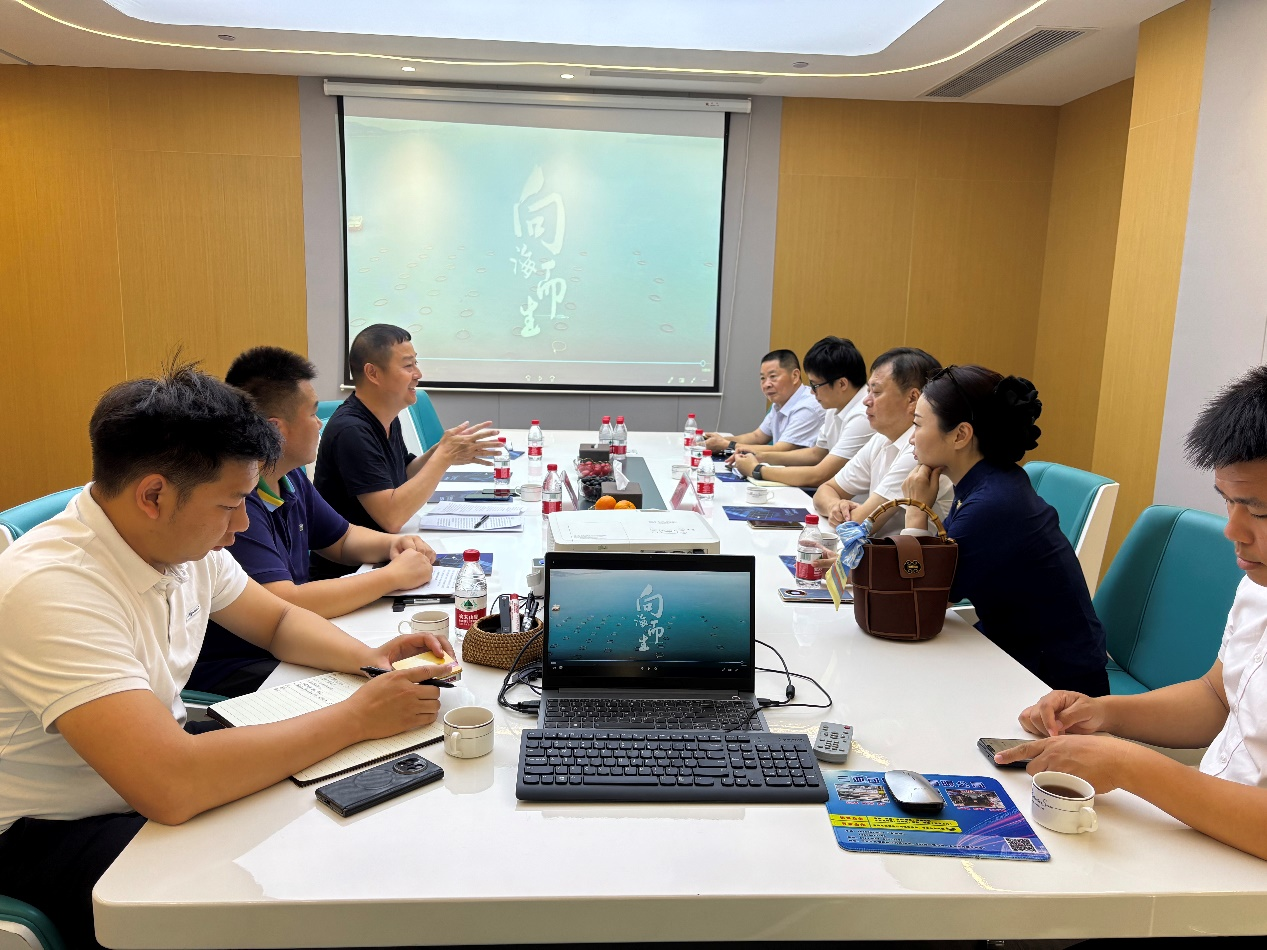 張長(zhǎng)豐副市長(zhǎng)到晨海水產(chǎn)調(diào)研，助企紓困共繪漁業(yè)科技新藍(lán)圖